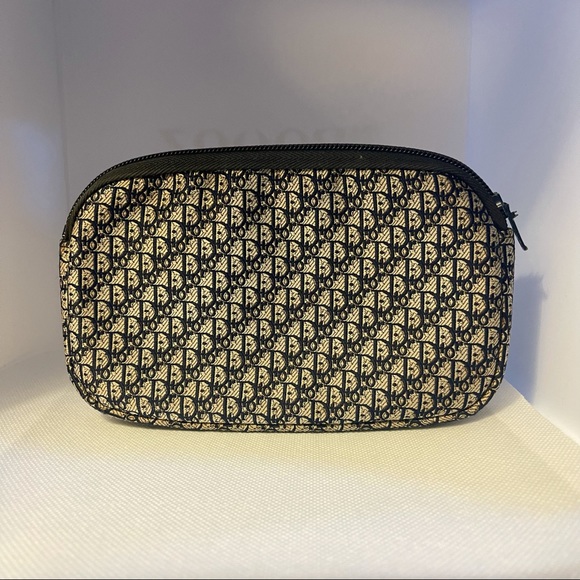 Christian Dior Trotter pouch - Picture 3 of 11